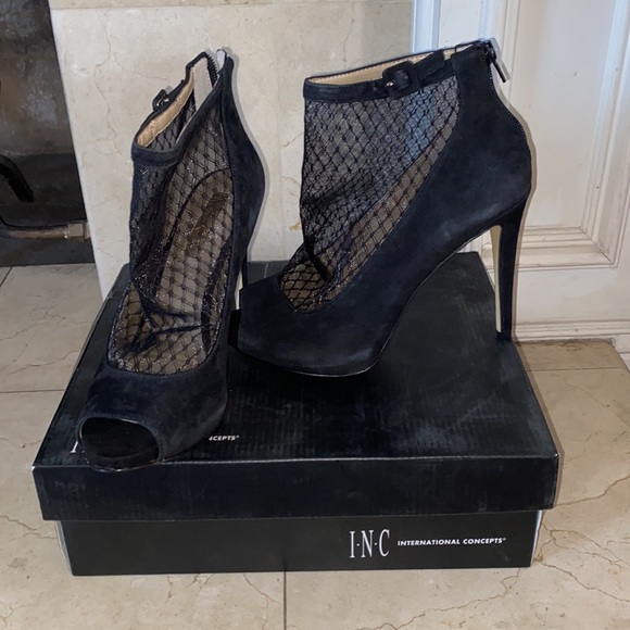 INC booties heels 8.5 suede New in box - Picture 2 of 3